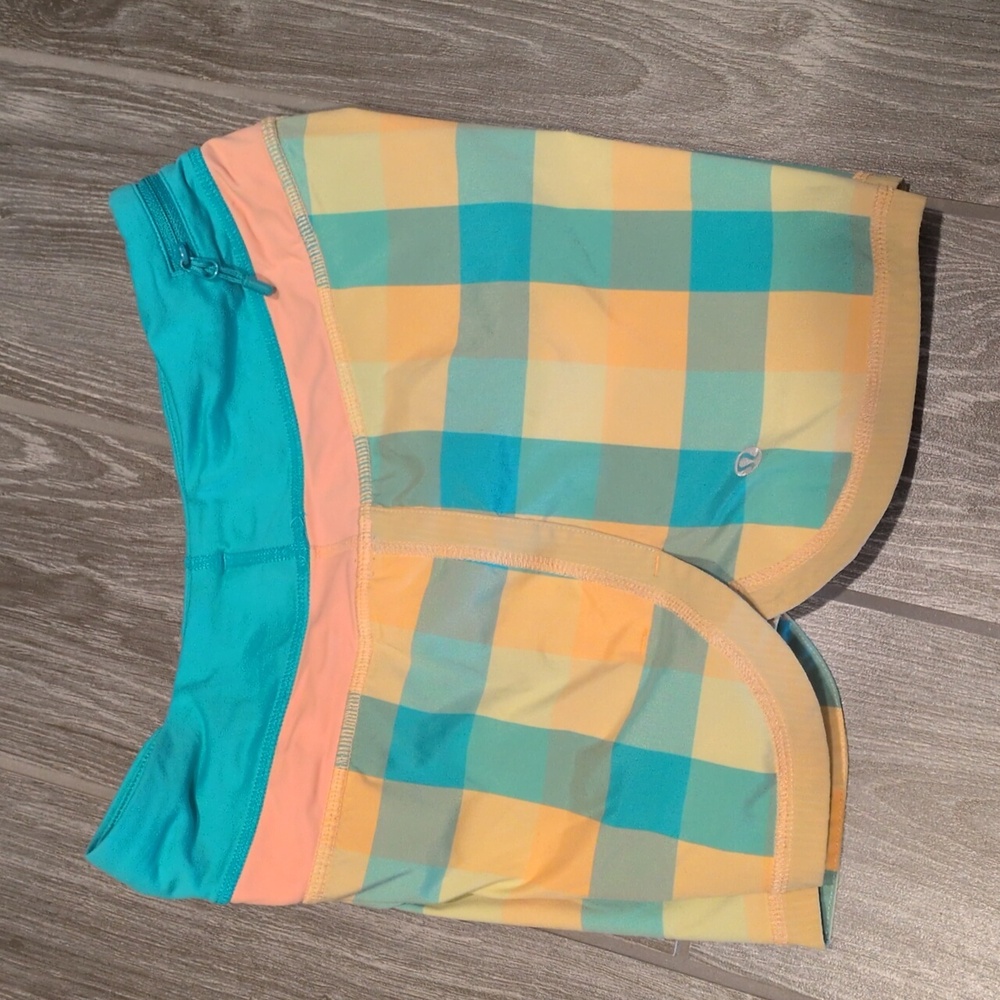 LULULEMON Colorful Plaid Athletic SHORTS 6
